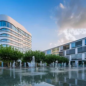 Hotel Campus At 